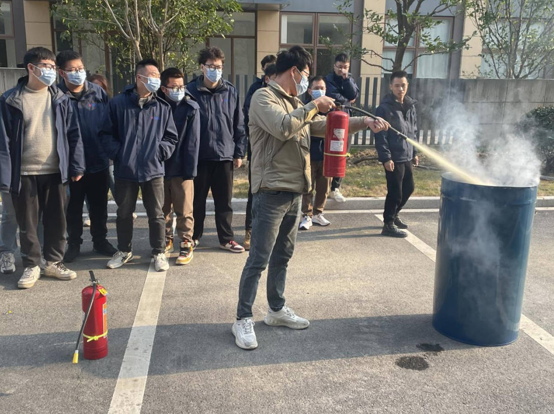 筑牢清静防地，，，守护你我平安