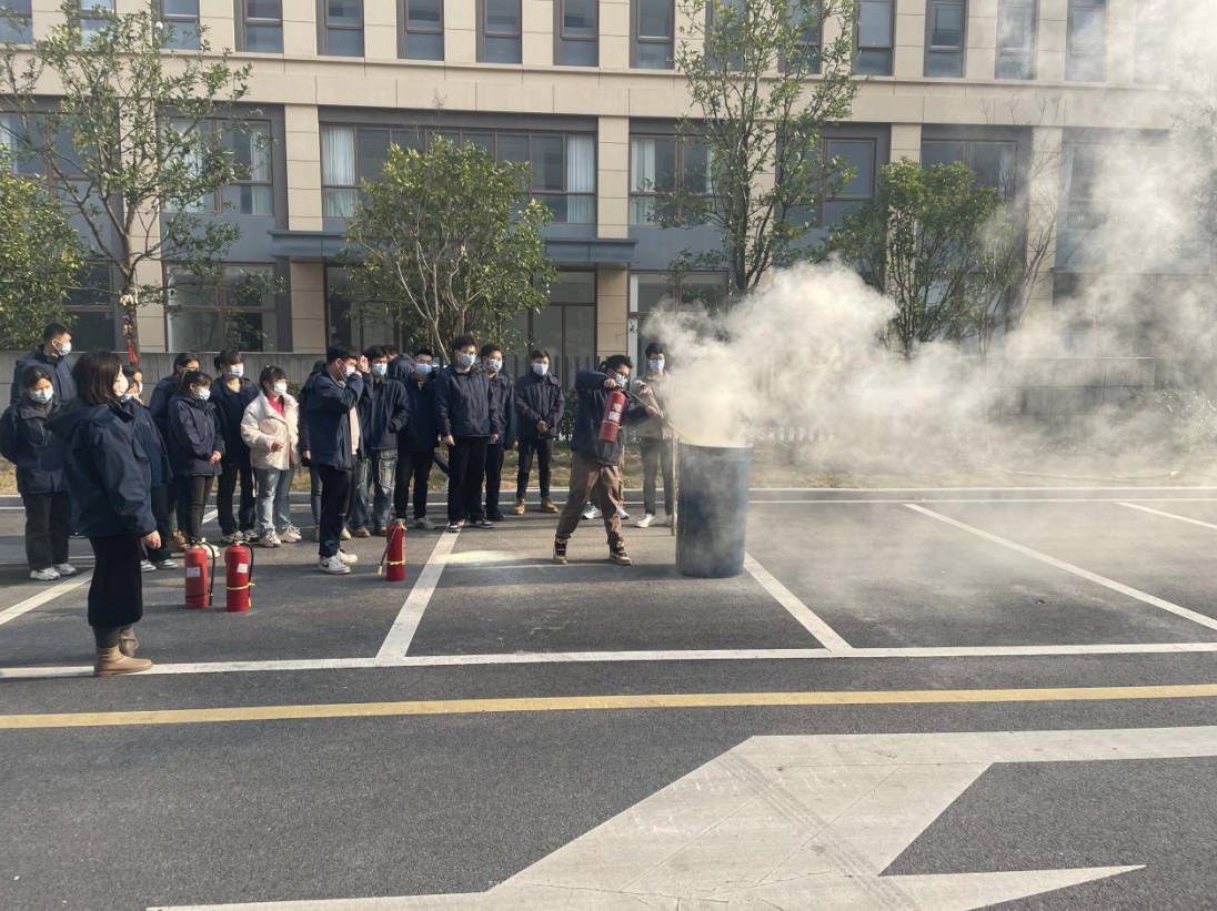 筑牢清静防地，，，守护你我平安_公司动态_新闻中心_浙江领晨科技有限公司